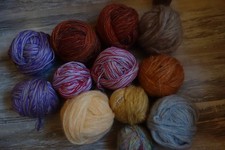 Konvolut UNIKAT-WOLLE über 2