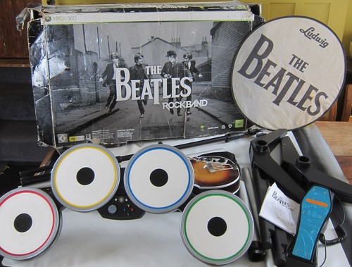 Beatles rock band box - beatles,