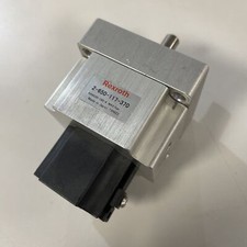 Rexroth 2-650-117-370. Drehzylinder Schwenkzylinder