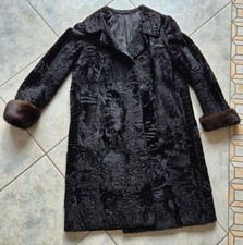 Pelzmantel Breitschwanz