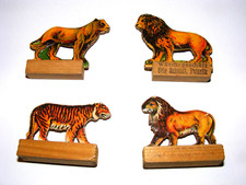 Werbung Pappe Holz Tierfiguren