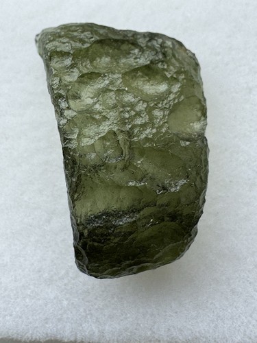 Natürlicher moldavit rohstein - natürlicher,