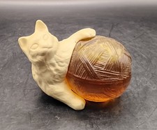 (BoxK) Avon Cat with Yarn Ball