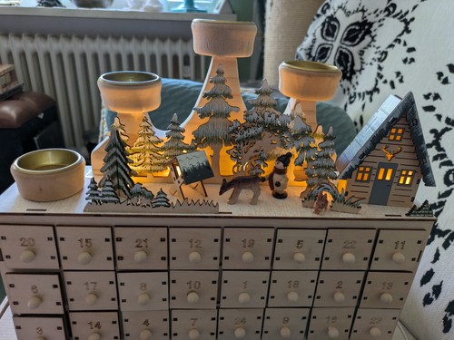 Adventskalender aus holz mit - aus,