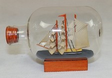 Buddelschiff Flaschenschiff mit festem Holzsockel Maritime Dekoration