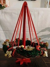 Adventskranz Schwebend an Ständer Traditionell Handarbeit - alt und neu 