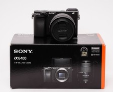 Sony Alpha A 6400 + Sony SEL 18-135 f/3,5-5,6 OSS schwarz-13500 Auslösungen