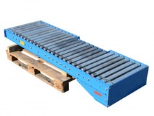 Rollenbahn angetrieben Länge 2.020 mm Förderbreite 590 mm Förderbahn