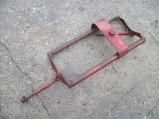 Batteriehalter IHC MC Cormick D326  gebraucht D Serie