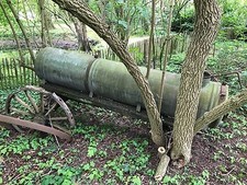 Altes antikes Wasserfass Fass Weidefass Regenfass mit 4 Metallreifen Deko Garten