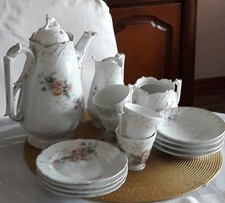 Kaffee-Service mit Goldrand und Verzierungen *Rarität* - 13 Teile