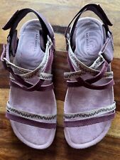 Merrell Damen Terran 3 Cush Gitter Sandale  EU 38 Burgunderfarbend Neu
