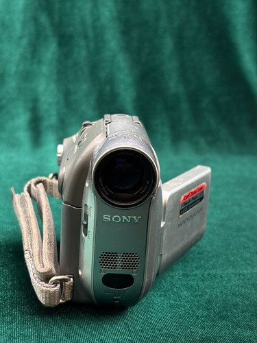 Sony handycam dcr hc17e - sony, pal