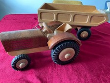 DDR Holzspielzeug Traktor mit