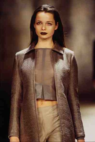 725052 michiko koshino - 725052,
