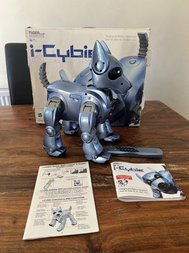 Cybie vintage robot - cybie,