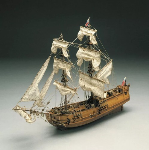 Mantua model 769 - model, golden