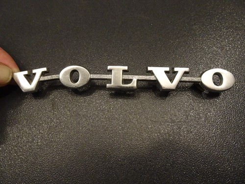 Volvo original emblem - volvo,