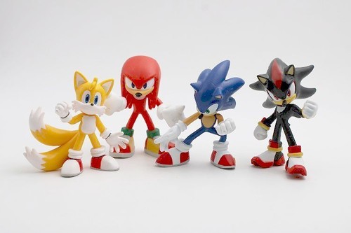 Sonic comansi que - -,