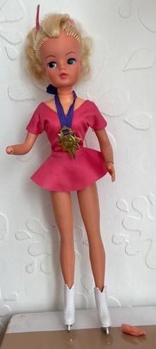 Vintage 1977 superstar sindy - superstar,