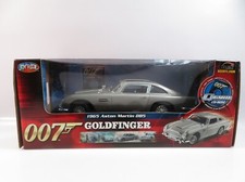 1:18 Ertl Joyride 1965 Aston Martin DB5 Goldfinger B84