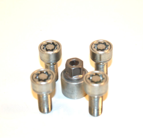 Original golf ad1 4x - vw, 8