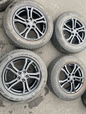 W558 Winterreifen Alufelgen 225 65 R 17 102H Lexus Toyota RAV4 Goodyear