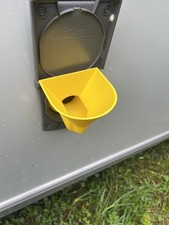 Wassereinfüllhilfe für