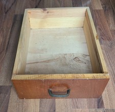 Alte Schublade aus Holz