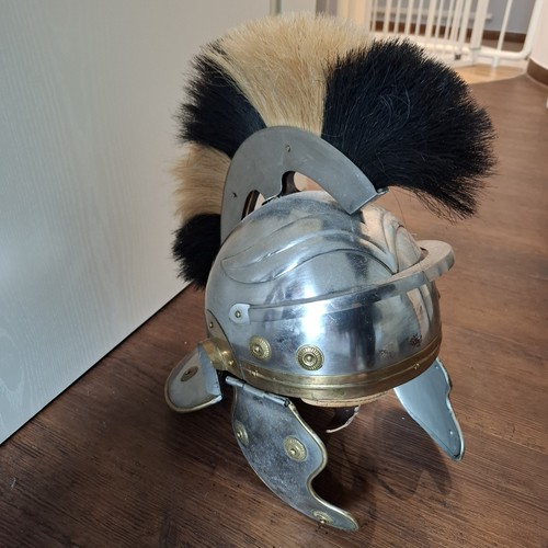 Römischer legionärshelm mit - legionärshelm,