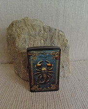 Feuerzeug, Benzinfeuerzeug  Motiv "Skorpion" in Gürteltasche