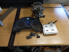 VW Audi A4 B6 V6 Tacho Zündschloss Steuergerät 2xSchlüssel 8E0920900H 8E0907411