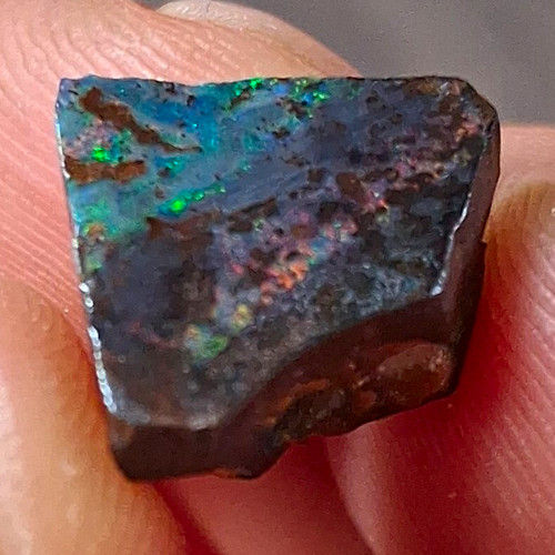 Boulder opal fast fertig - opal,