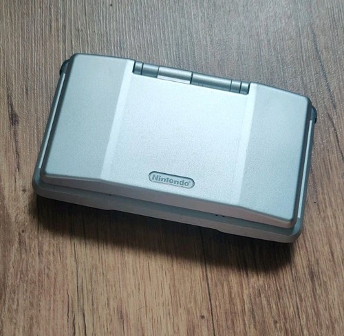 Nintendo classic handheld - nintendo,