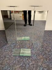 Alibert/ Spiegelschrank weiß aus Holz mit innenliegender Steckdose und aufgesetz