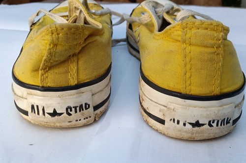 Used converse all star sneaker - converse,