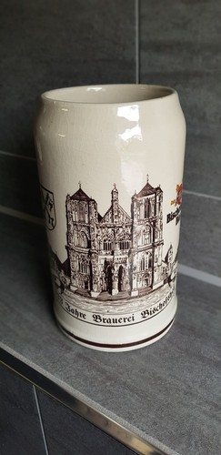Bierkrug liter humpen eine - bierkrug,