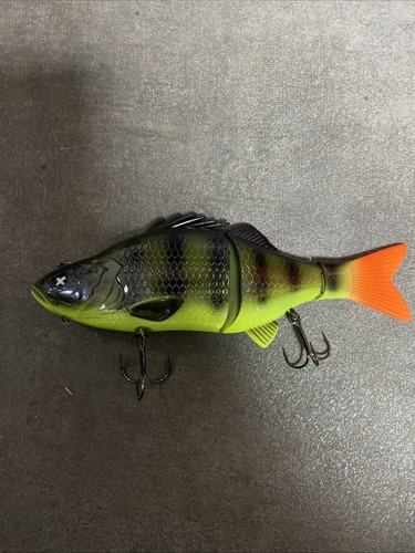 Monkey lures purge - monkey, glider