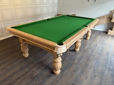 Neues Schieferbett 9 Fuß Snookertisch mit Zubehör und Installation