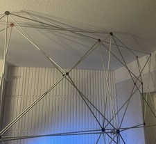 TRAGBARER DISPLAY POP UP