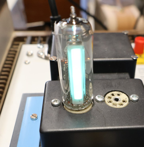 Röhre tube em84 telefunken - röhre,,