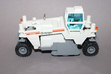 NZG No. 446  1:50  Wirtgen WR