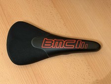 Carbon Rennrad Sattel Tune Komm-Vor Saddle BMC Branding.