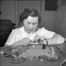 First female master watchmaker