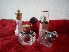 5 Parfumflaschen, leer oder teilgefüllt für Sammler