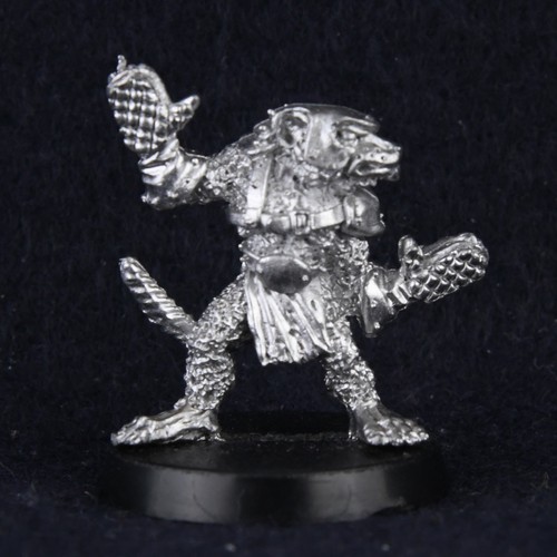 Blood bowl skaven catcher - skaven,