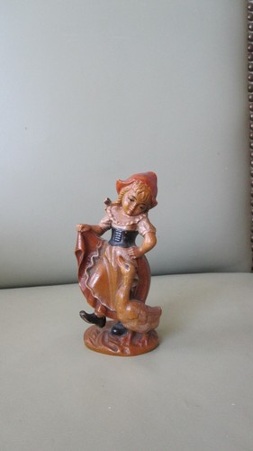 Holzfigur tanzendes mädchen - holzfigur,