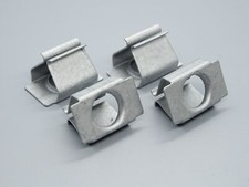 4x Befestigungsklammer