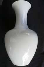 Porzellanvase,Langhals,reinwei