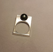 Moderner Silberring Mit